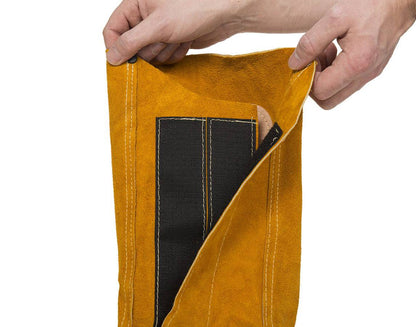 Weldas Golden Brown™ Protège-jambes de soudage en cuir avec coussin fendu en cuir de vache (paire), 36 cm L - Le Comptoir du Soudeur